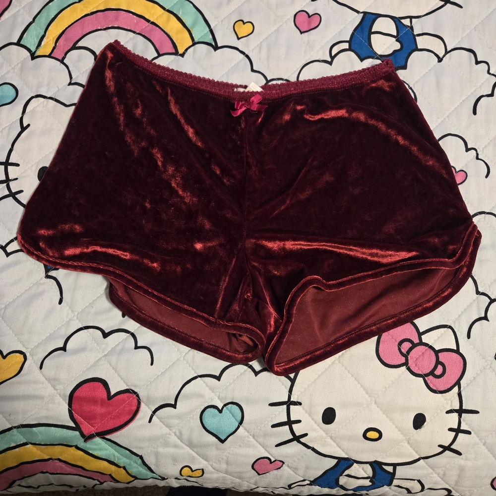 Bozzolo Velvet Burgundy Shorts with Fuchsia Bow